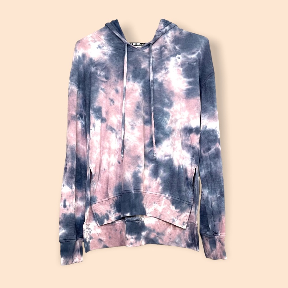 NWOT Knit Riot Tie dye hoodie
